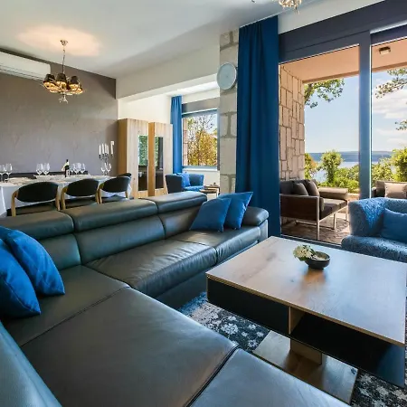 Goldy Apartment *