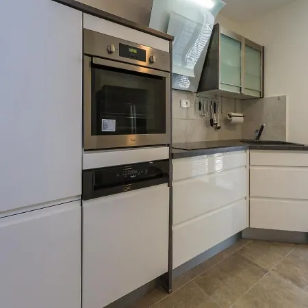 Goldy Apartment *